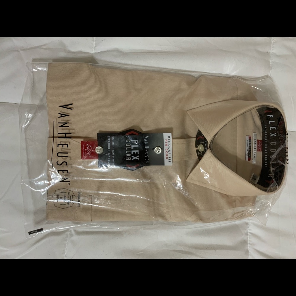 Van Heusen Men’s Tan/Sandy Dress Shirt Long Sleeve Size 16 34-36